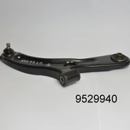 Lengőkar jobb első SUZUKI SWIFT 2005-  45201-62J00