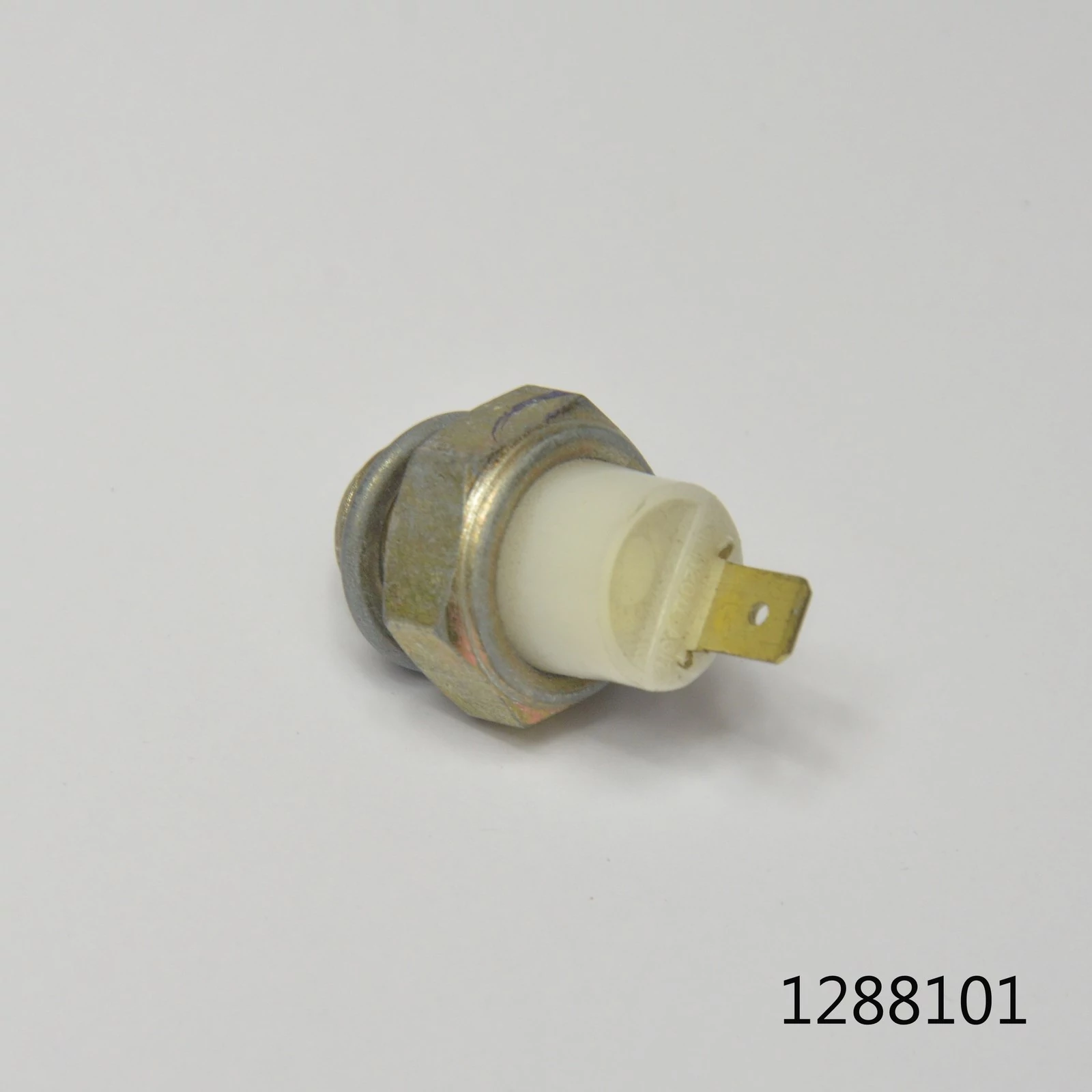 Olajgomba Lada 2101, Samara, Niva M14x1.5mm 21kulcs